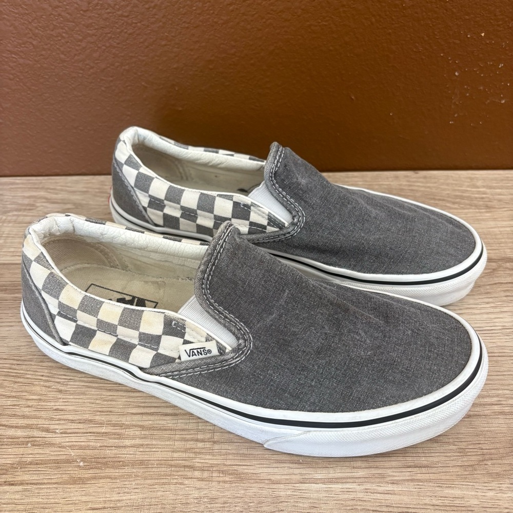 Vans Grey and White Checkered Slip On trainers, Men’s Size 8, Women’s 9.5